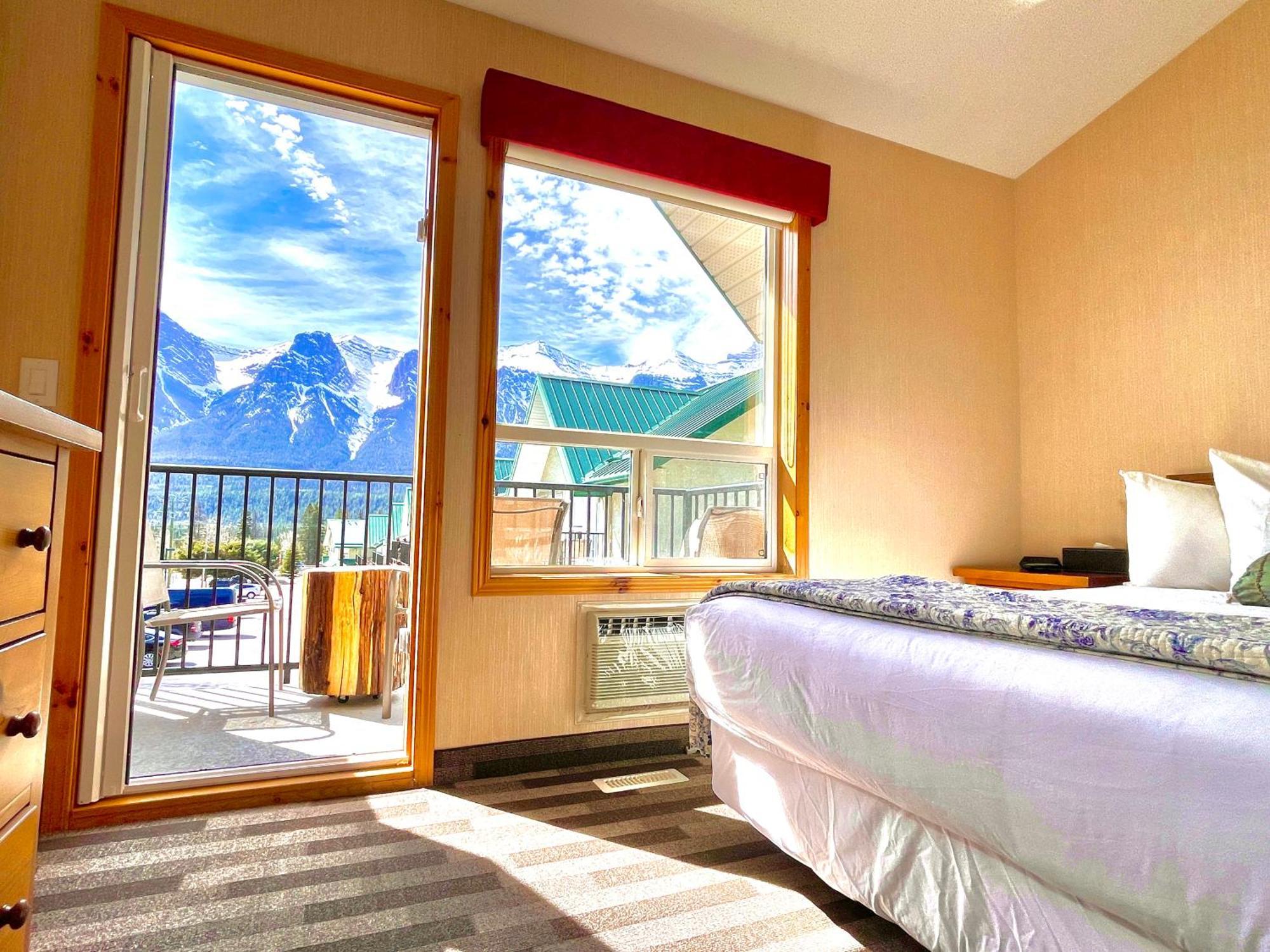 Mountainview -Privatechalet Sleep7- 5Min To Dt Vacation Home Canmore Exterior foto