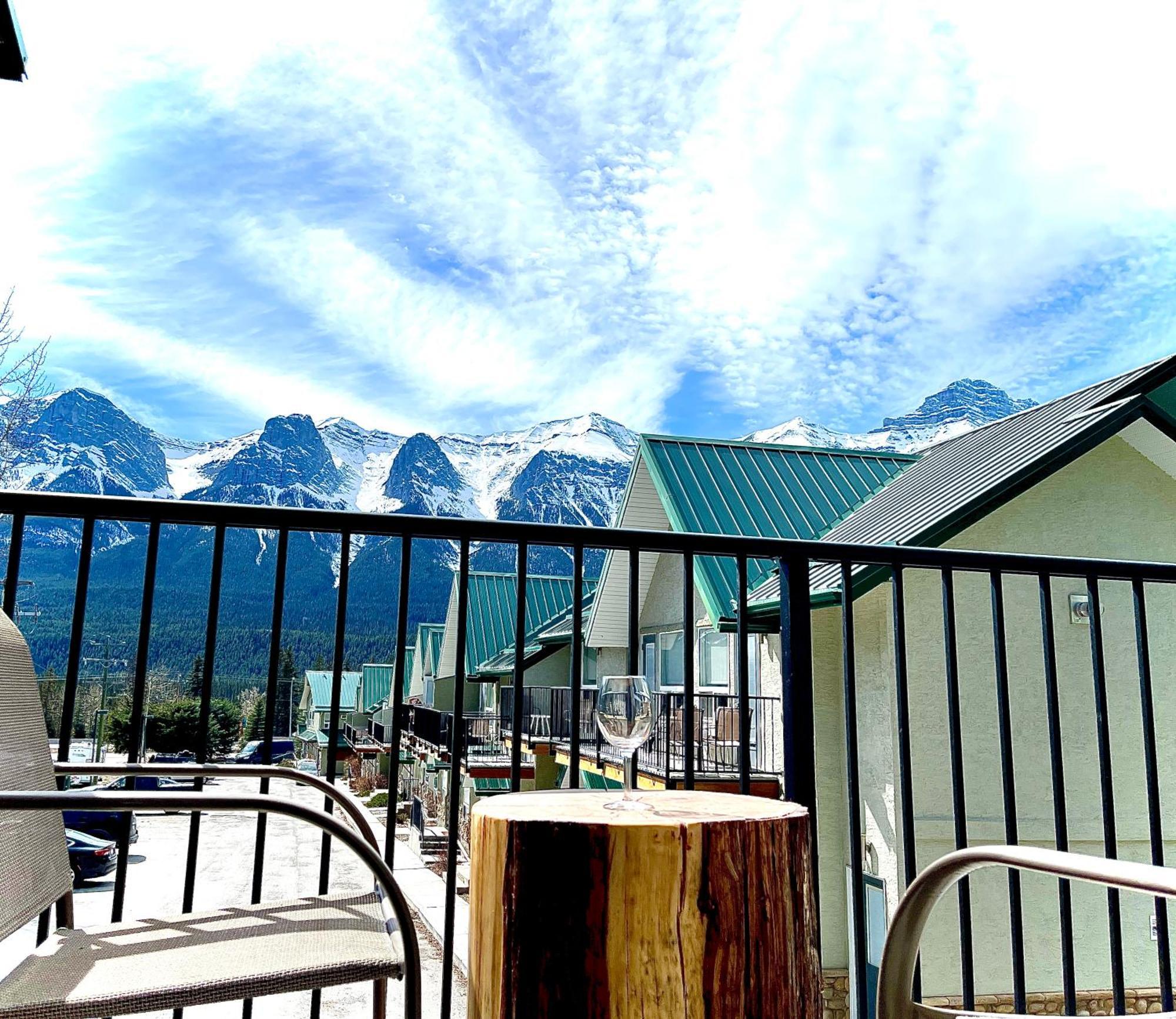 Mountainview -Privatechalet Sleep7- 5Min To Dt Vacation Home Canmore Exterior foto